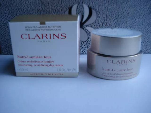 Crème revitalisante lumière jour Nutri-Lumière CLARINS toutes peaux 50ml