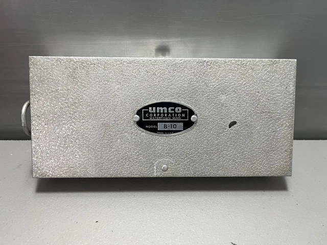 UMCO B-10 Box Full Of Thread Taps