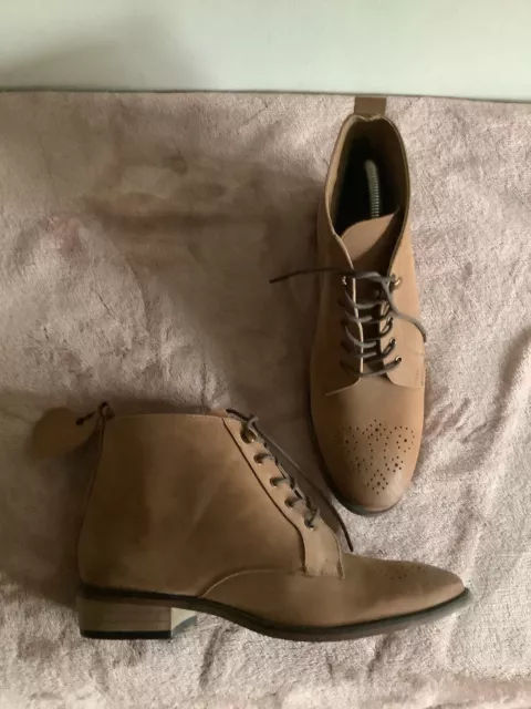 Topshop hotsell tan boots