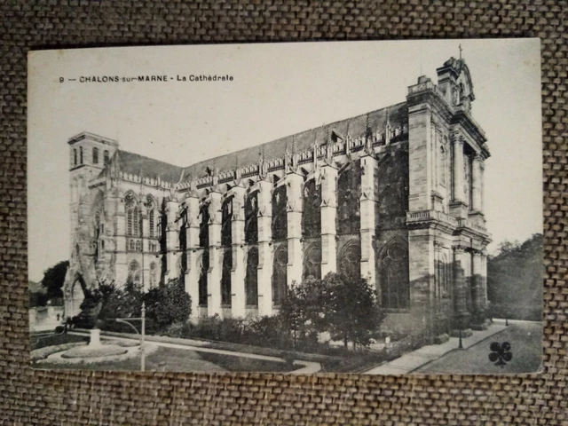 Cpa Châlons Sur Marne La Cathédrale