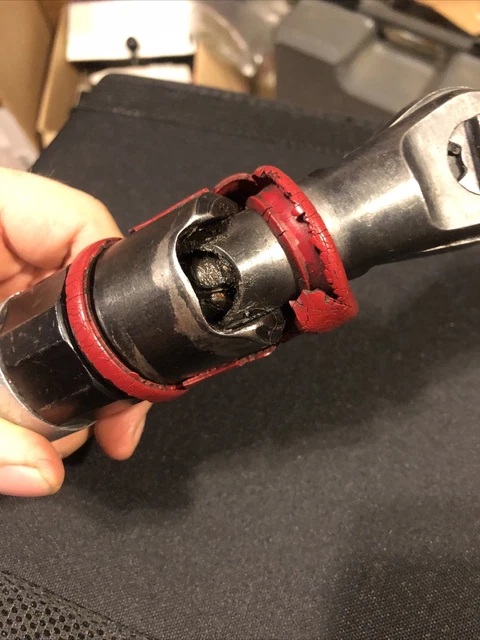 Blue Dart 3/8 drive  Pivoting air ratchet. 3