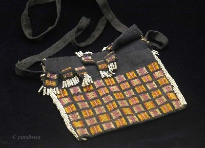 Old tribal fine "Aluk" Betel nut bag from Atoni people, Timor Indonesia 3