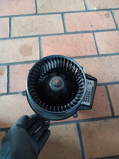 MOTEUR DE VENTILATEUR De Chauffage F00S3B2542 Hyundai I20 GB EUR 45,38