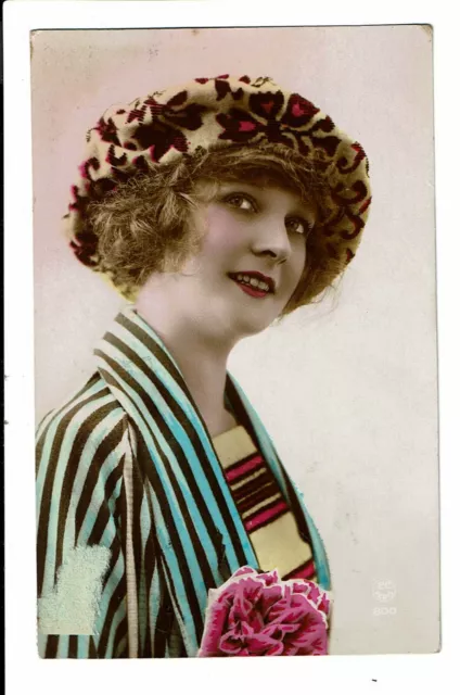 CPA - Carte postale -Belgique -Photographie d'une jeune dame avec son chapeau