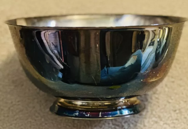 LARGE Vintage Oneida Silver Plated Paul Revere Reproduction Bowl 10”