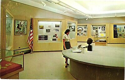 Vintage Postcard - Harry S Truman Library Interior Independence Mo #5779