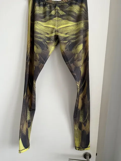 The dragonfly printed leggings Alexander McQueen size S