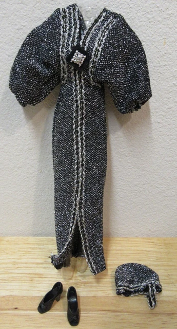 Cher "Fortune Teller" 70s Mego Doll Fashion Outfit Clothes Black Gown Dress Hat Cher "Fortune Teller" 70s Mego Doll Fashion Outfit Clothes Black Gown Dress Hat