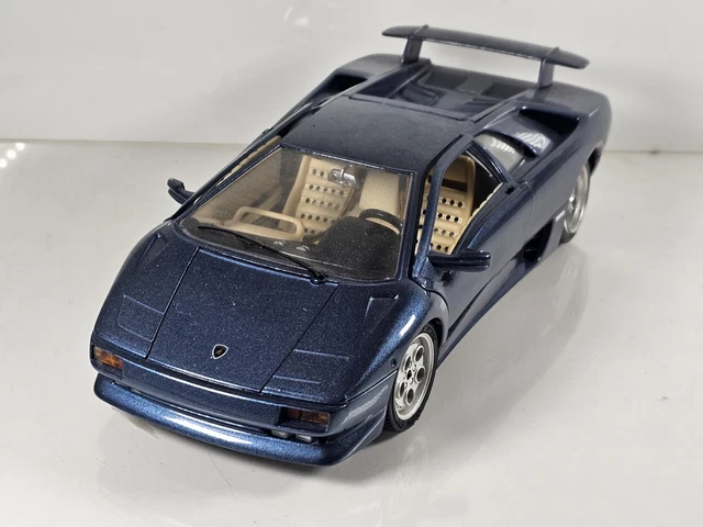 LAMBORGHINI DIABLO ( 1990 ) couleur Bleu métallisé - BURAGO METAL - made in Italie - 1/18 ème | Rakuten