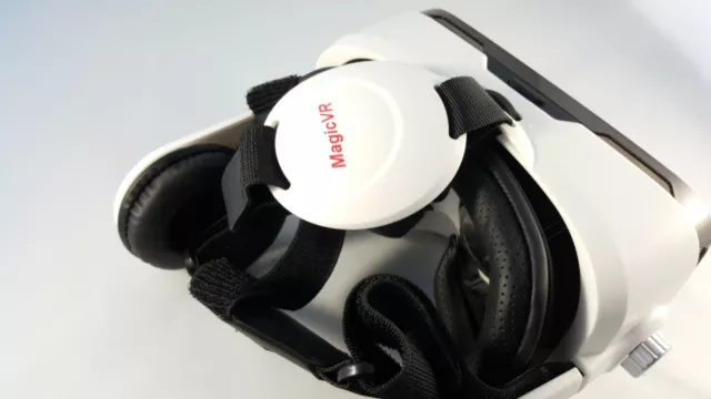 MagicVR V4 3D Mini VR réalité virtuelle avec casque, vidéo immersive 120 degrés S