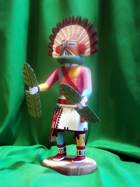 Muñeca Hopi Kachina - The Cloud Guard Kachina de Conrad Torivio - ¡Rara vez tallada!