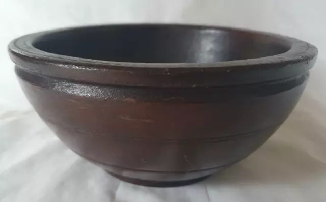 Lovely Turned Wooden Bowl, Circa Late 19Th-Early 20Th  Century, Treen