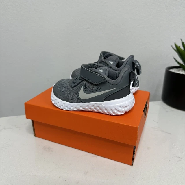 Infants Kids Nike Revolution 5 TD Grey UK2.5c 99p Start No Reserve DANYOUNGUK