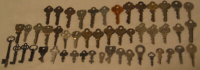 Lot of 50 Vintage Antique Skeleton Flat Padlock Luggage Cabinet Keys