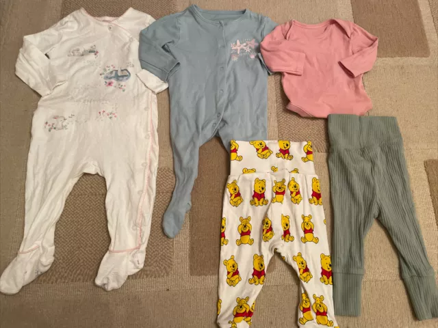 Baby girls clothing bundle have 0-6 months sleep suits vest trousers