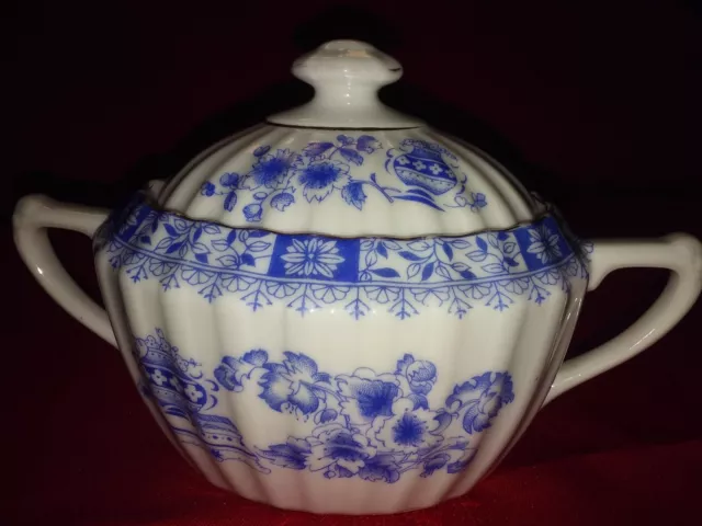 Seltmann Weiden China Blau 3 3/4" tall Sugar Bowl w/Lid, excellent, no chips