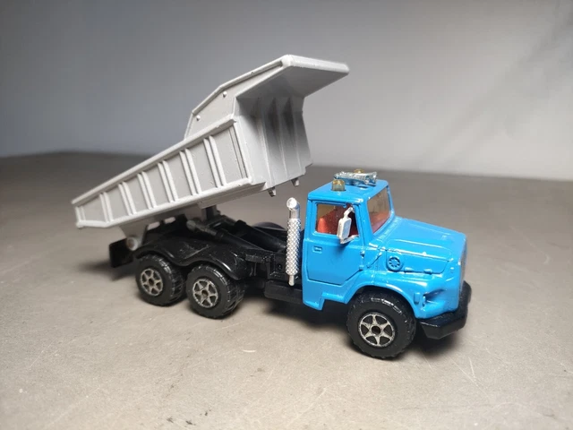 MAJORETTE FRANCE - Série 3000 - Camion grue EUR 4,50 - FR