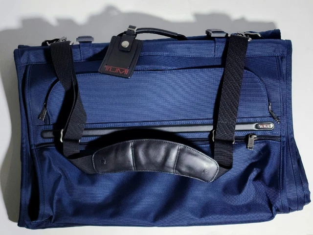 $600 New No Tags Tumi Alpha Tri-Fold Overnight Garment Bag Ballistic Nylon 22133