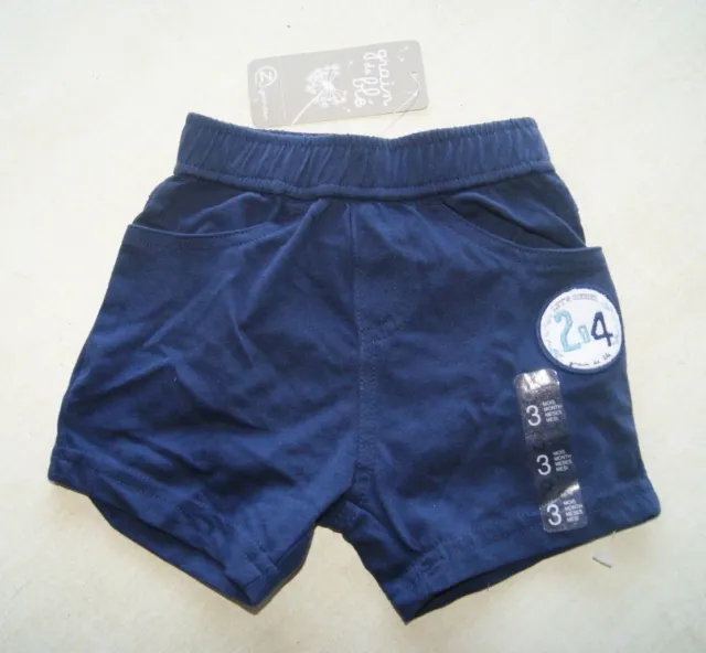 Short bleu neuf taille 3 mois marque Grain de Blé étiqueté à 7,99€