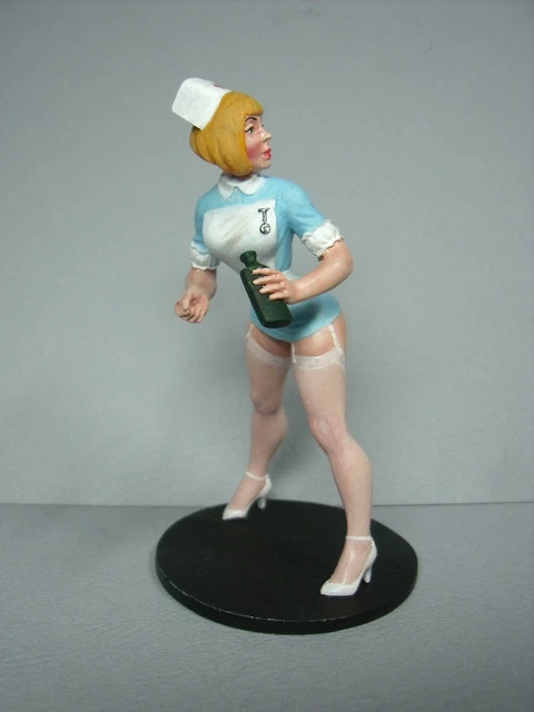 Figurine 1/18 Corinne Vroom - Non Peinte - Résine - Pour Diorama Autoart Minichamps Norev - France