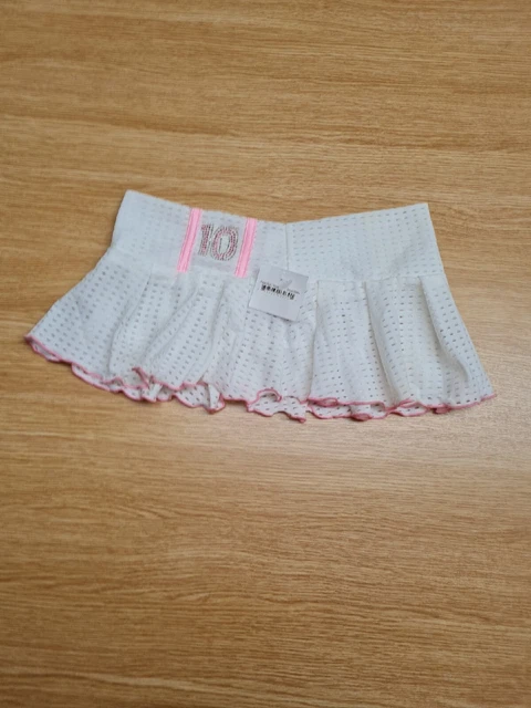 Pleat Skirt White with number 10 on Body Zone USA Pleat Skirt White with number 10 on Body Zone USA