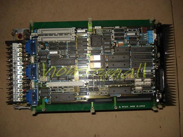 1PC Gebraucht MITSUBISHI MR-S3-100AA-E01 Servo Verstärker Geprüft