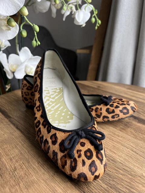 Clarks cushion sales soft flats