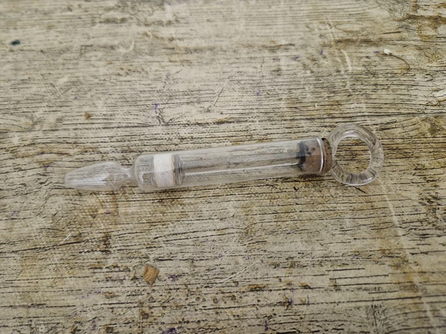 Antique 16.5 cm Glass Ear Syringe
