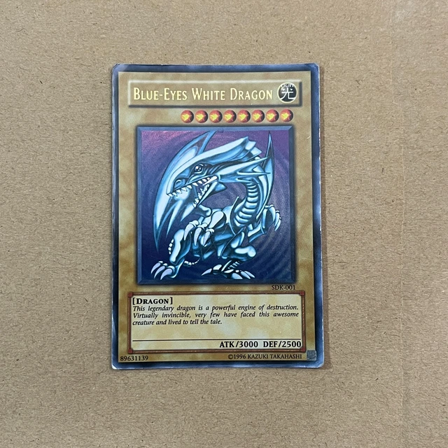 Lot De 200 Cartes Yu-Gi-Oh! - Inclut 20 Holographiques, 20 Rares + 1 Blue-Eyes White Dragon - État Near Mint