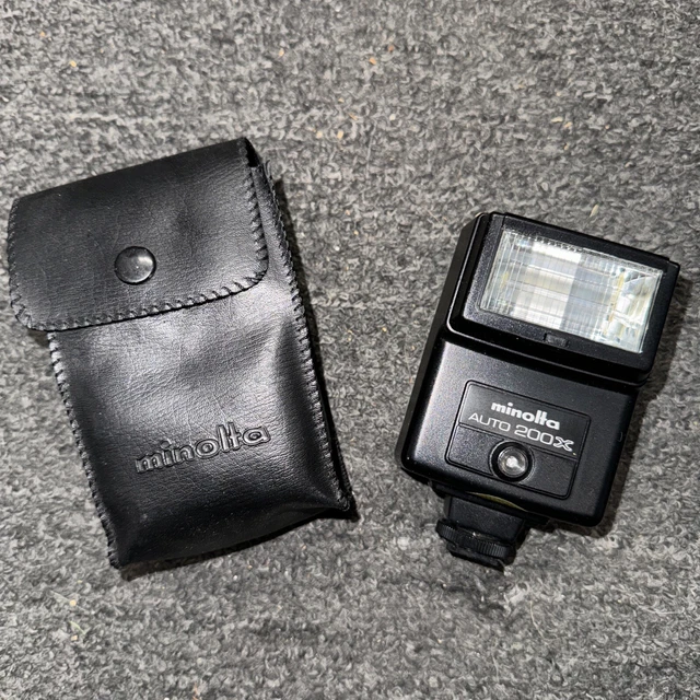 Konica Minolta Auto Electroflash 200X Shoe Mount Flash for Konica Minolta