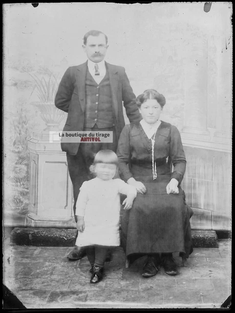 Plaque De Verre Photo Ancienne - Portrait Petite Fille - Négatif 9x12 Cm - France 1900-1939