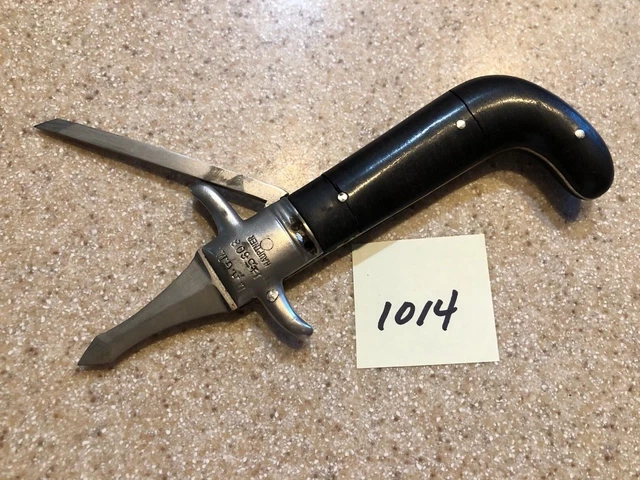 Antique Fleam