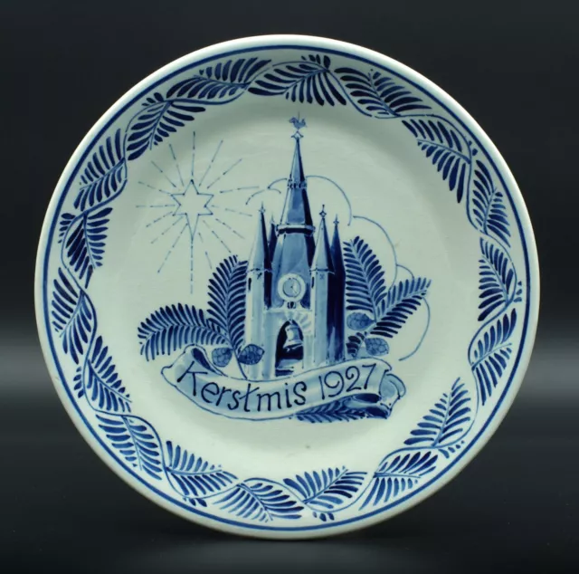 A PERFECT little porceleyne fles blue & white Delft plate christmas 1927