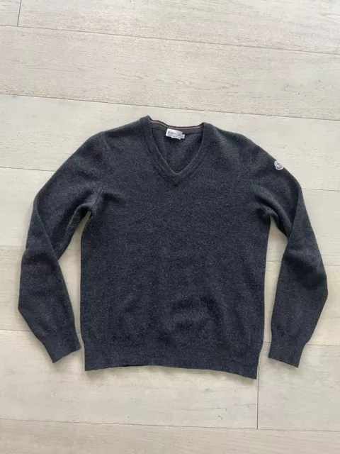 Moncler Authentic Wool Grey V neck  Sweater Knit Top M