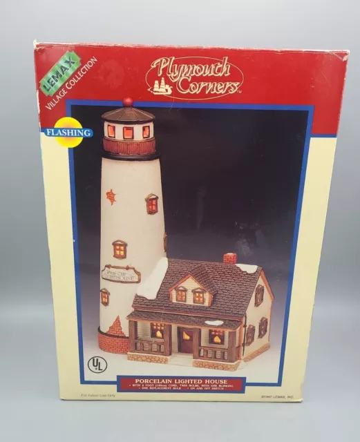 LEMAX White Cliff Lighthouse Porcelain Village Collection Plymouth Corners A-322