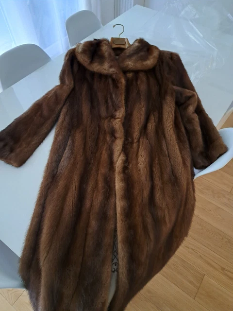 Manteau En Fourrure Vison Majestic Canada - Taille L Marron - Vintage En Très Bon état