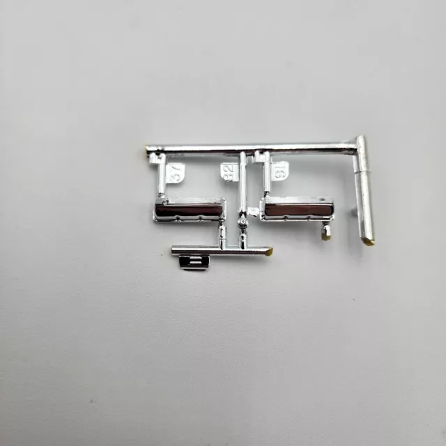 Revell 1/24 Mustang Trio 85-6859 Parts 1970 Boss 302 Chrome Valve Covers