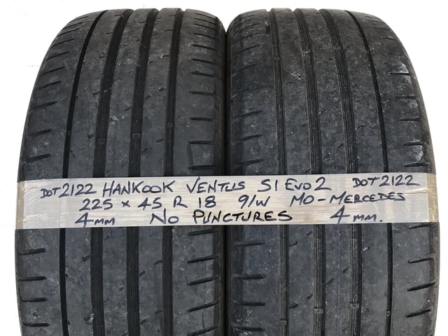 Pin Collector Hankook - Voiture Pneu/Jante - Années 90 - Métal Multicolore - Petit Format