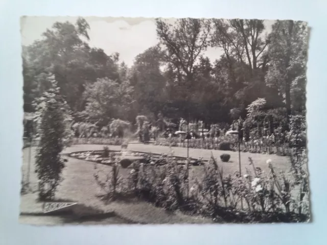 CPSM. Nancy. Parc de la pépinière. La Roseraie 1955