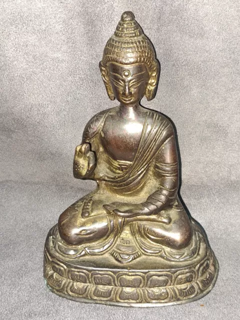 Antigua Escultura Oriental, Figura De Buda En Bronce. Mide 16X11X7Cm, Pesa...