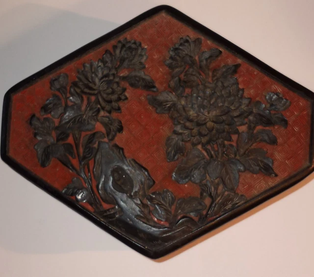 Antique Chinese Carved Black On Red Cinnabar Lacquer Trinket Box