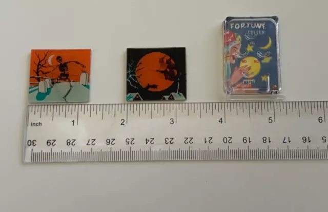 Vintage Vari-Vue Lenticular Halloween Flickers & Cracker Jacks Dexterity Prize