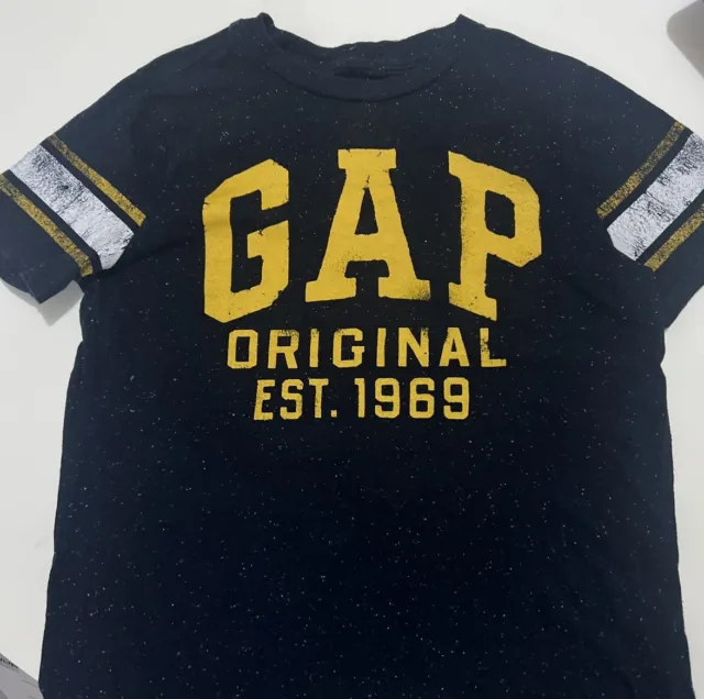 Boys Gap T-shirt Size M