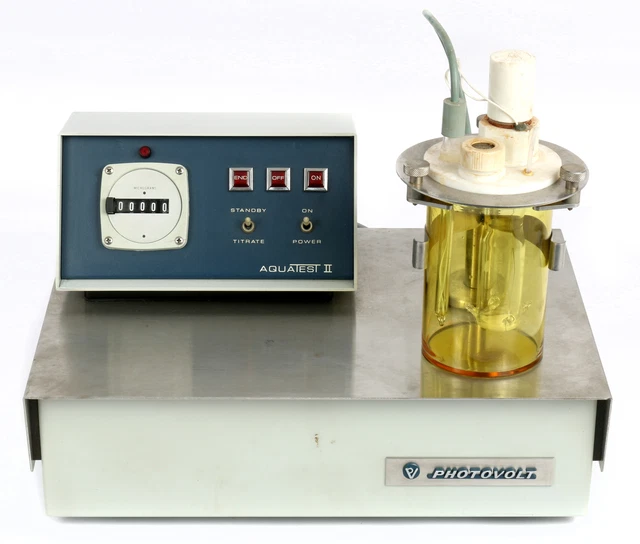 Photovolt Aquatest II Moisture Analyzer Model 122 Vintage Science Equipment
