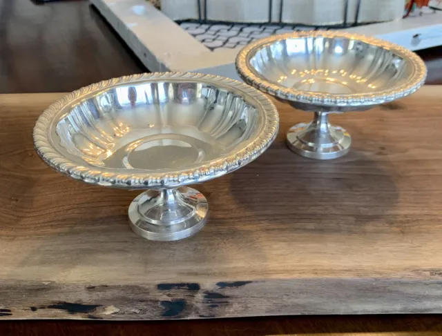 Set Of 2 Oneida Silver Plate Pedestal Dishes