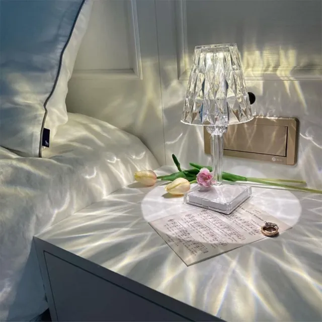 Mini Lampada Tavolo Comodino Diamantata Effetto Cristallo Luce Fredda Decorativa