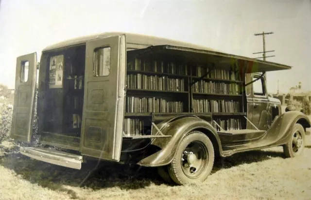 Antique Library Truck Photo 479b Oddleys Strange & Bizarre