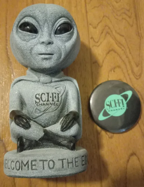 Very Rare Vintage Sci-Fi TV Channel Promo Alien Statue with Promotional Pin Syfi