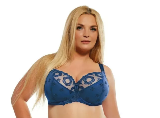 Plus Size Bra with Soft Cups and Underwires for Abundant Breasts - Krisline  Fortuna Cappuccino