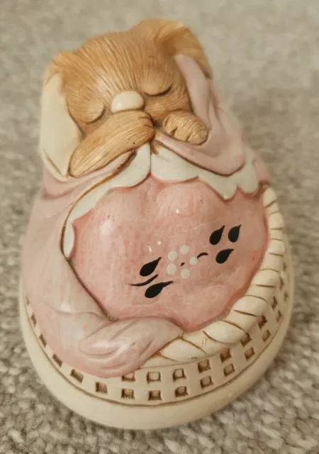 Pendelfin 'Poppet' Bunny Rabbit Vintage Figurine Ornament Pink Blanket VGC